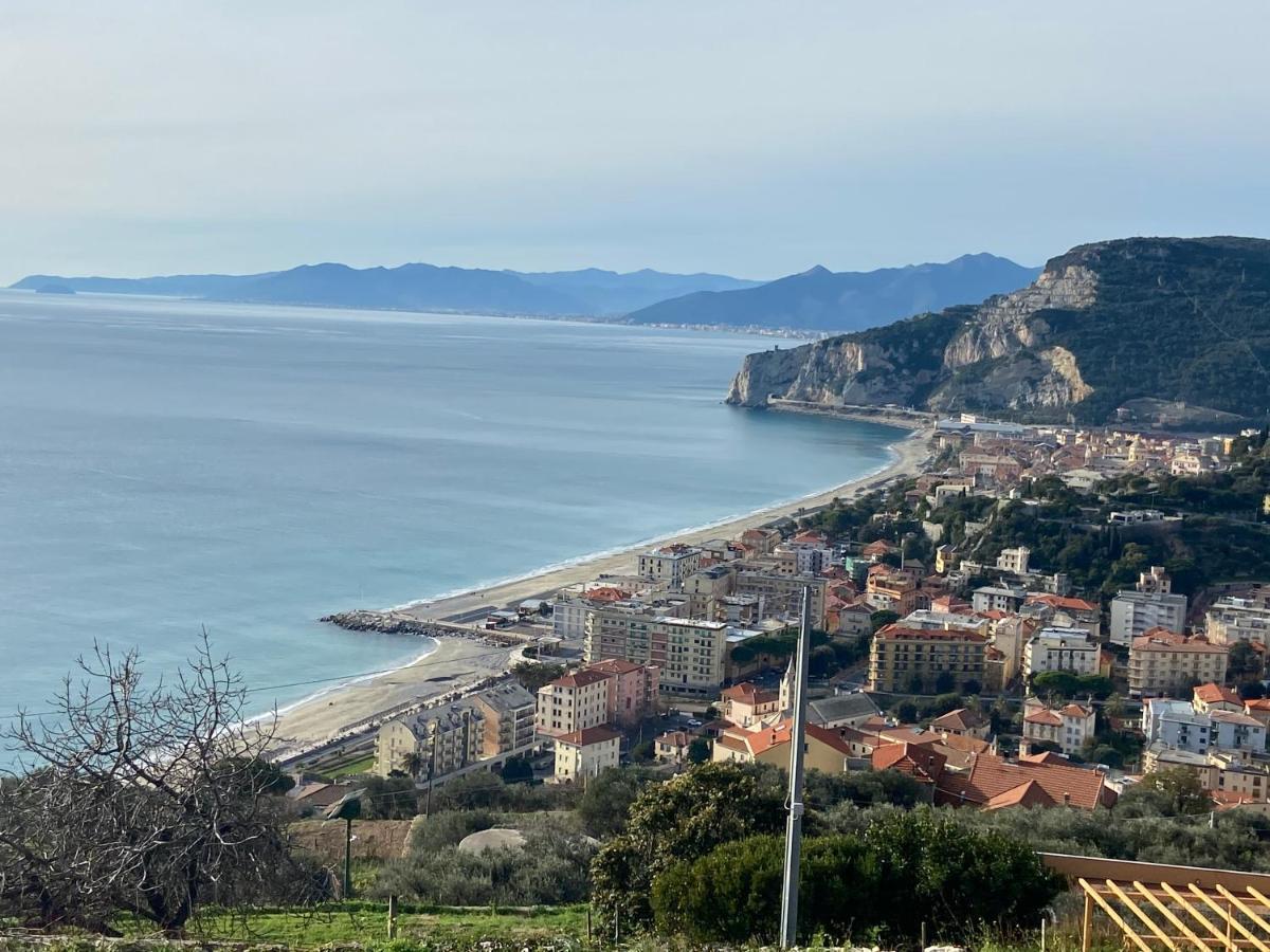 Albergo Aduepassi & Servizio Bike Shuttle Finale Ligure Eksteriør billede