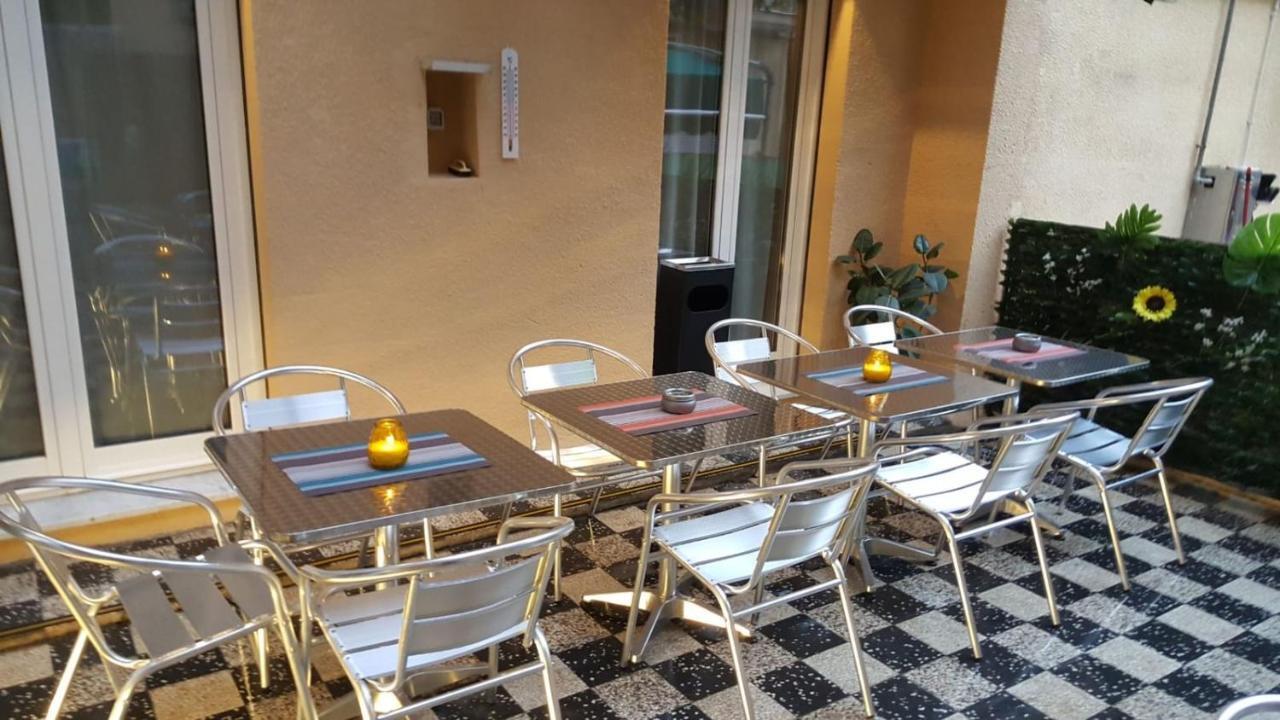 Albergo Aduepassi & Servizio Bike Shuttle Finale Ligure Eksteriør billede